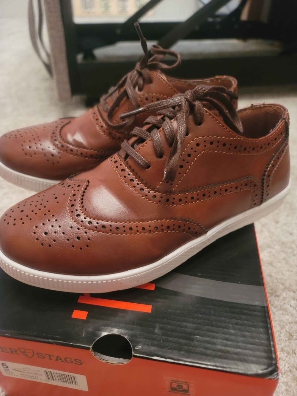 Boys Deer Stags Jagger Cognac Wingtip Sneakers/dress shoe Size 5M.